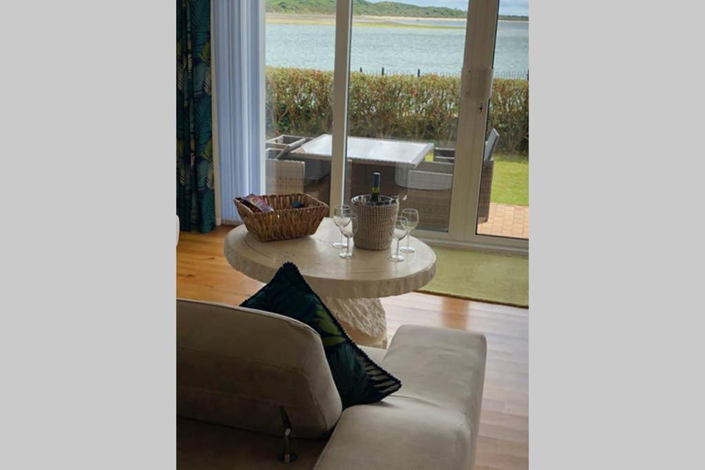 Oyster Bay Holiday Apartment Dundrum エクステリア 写真